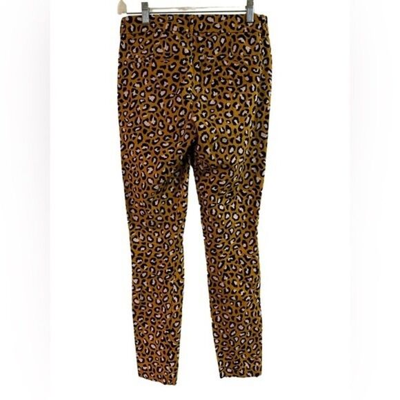 Old Navy Pixie Cheetah Print Pants Size 2 Tall - Picture 3 of 5